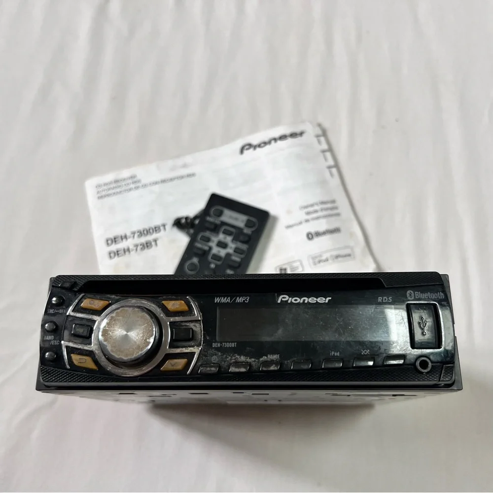 Pioneer Car Stereo DEH-7300BT - Picture 2 of 3